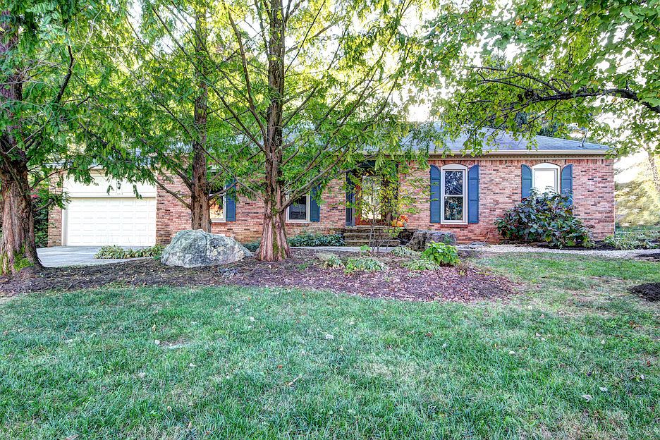 11919 Springmeadow Ln!