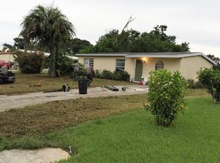 2463 2nd Pl SW, Vero Beach, FL 32962
