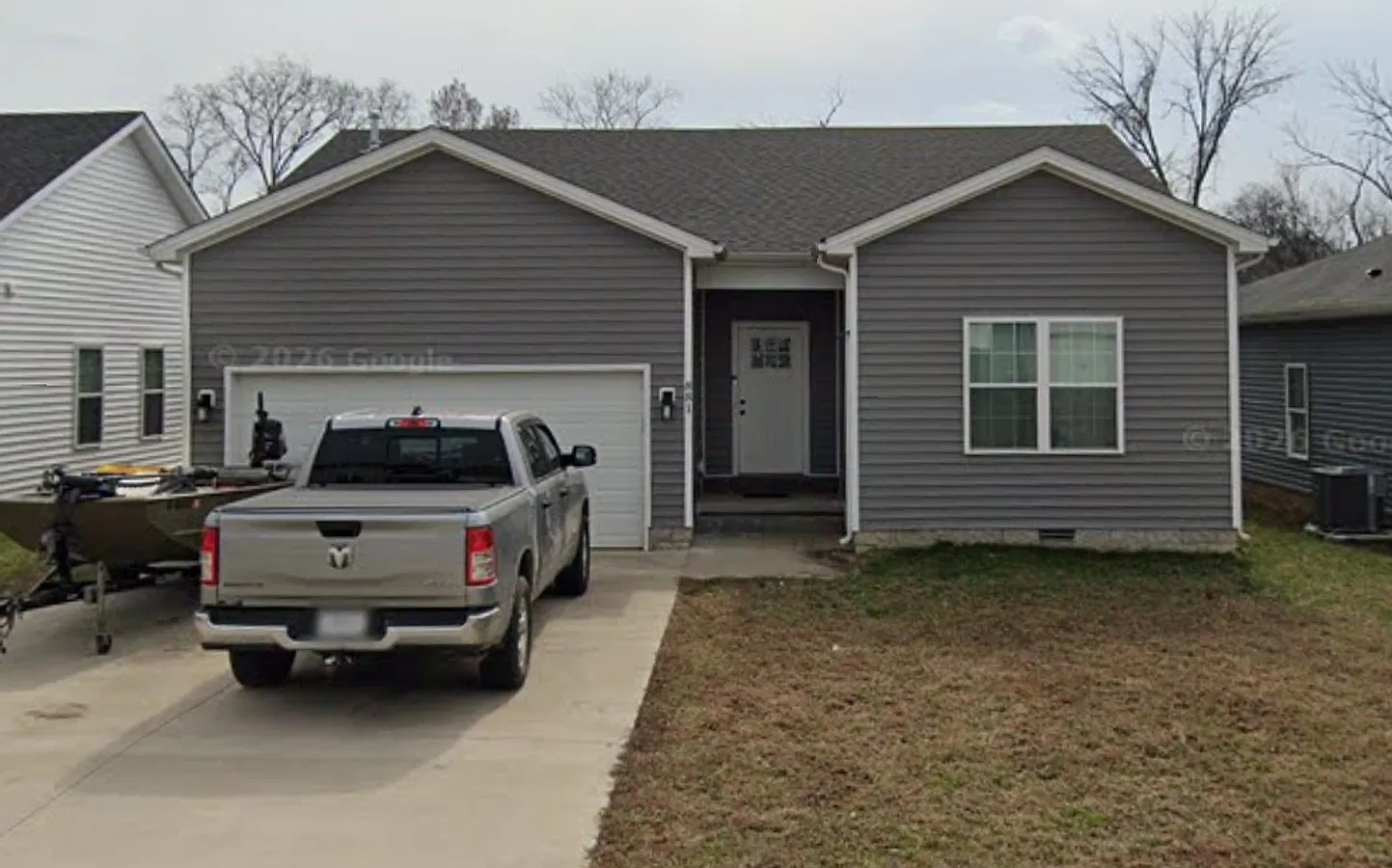 3 Bed/2 Bath Home with 2 Car Garage — Photo 1