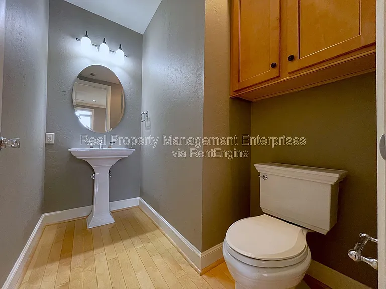 200 Russell M Perry Ave — Photo 19