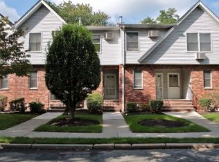 38 Home Pl APT 4, Bergenfield, NJ 07621