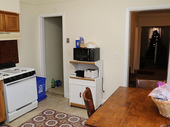 4th image of 28 36 38 N Manning Blvd