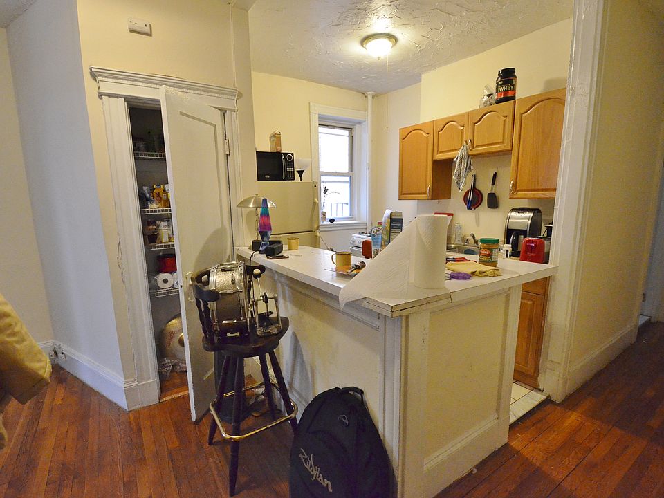 1st image of 111 Peterborough St #22