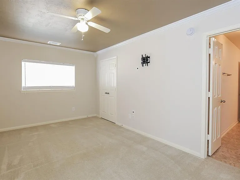 11414 Ryan Manor Dr — Photo 13
