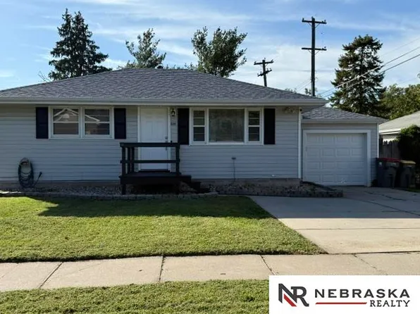 3219 N 63rd St, Lincoln, NE 68507