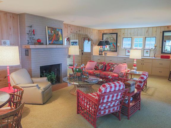 4th image of 2907 Lake Shore Dr