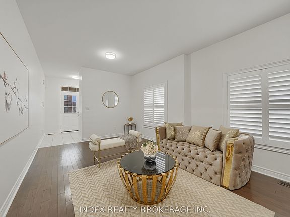 5th image of 80 George Gray Dr