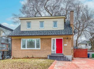 31 Genthorn Ave, Toronto, ON M9W 2S8