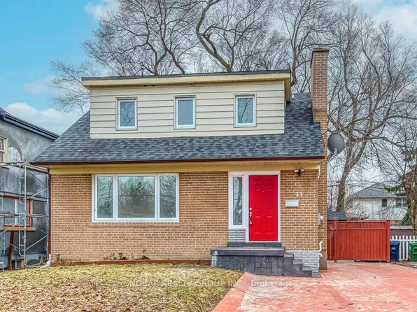 31 Genthorn Ave, Toronto, ON M9W 2S8
