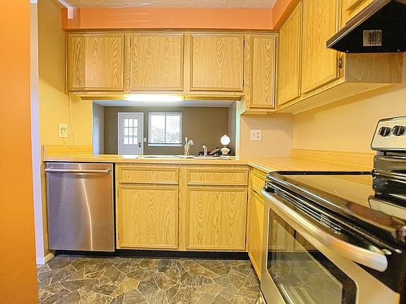 5th image of 8057 Mill Rock Dr Unit 16-C