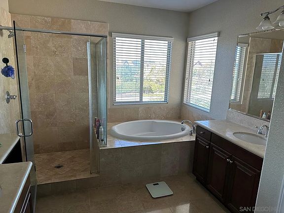 4th image of 11320 Laurelcrest Dr