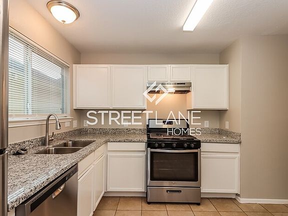 5th image of 6235 Settlers Square Ln