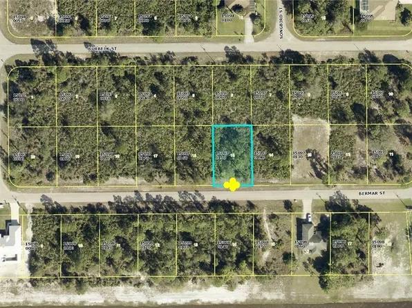 1265 Bermar St, Fort Myers, FL 33913