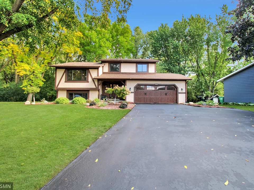 1st image of 4101 Estate Dr