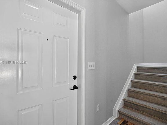 4th image of 751 SE 2nd St