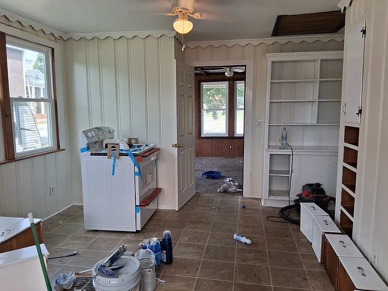 317 Parker St #A — Photo 5