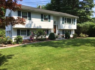 158 Dykeman Rd, Carmel, NY 10512