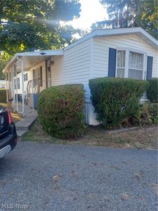 1263 Los Angeles Blvd NW, North Canton, OH, 44720