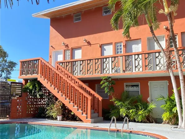 421 NE 68th St APT 6, Miami, FL 33138