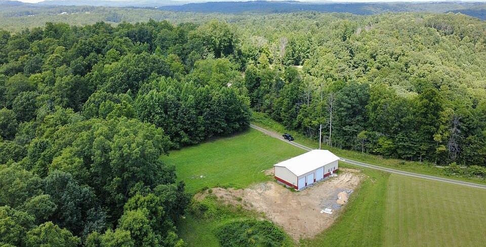 1st image of 570 Deepwoods Trl