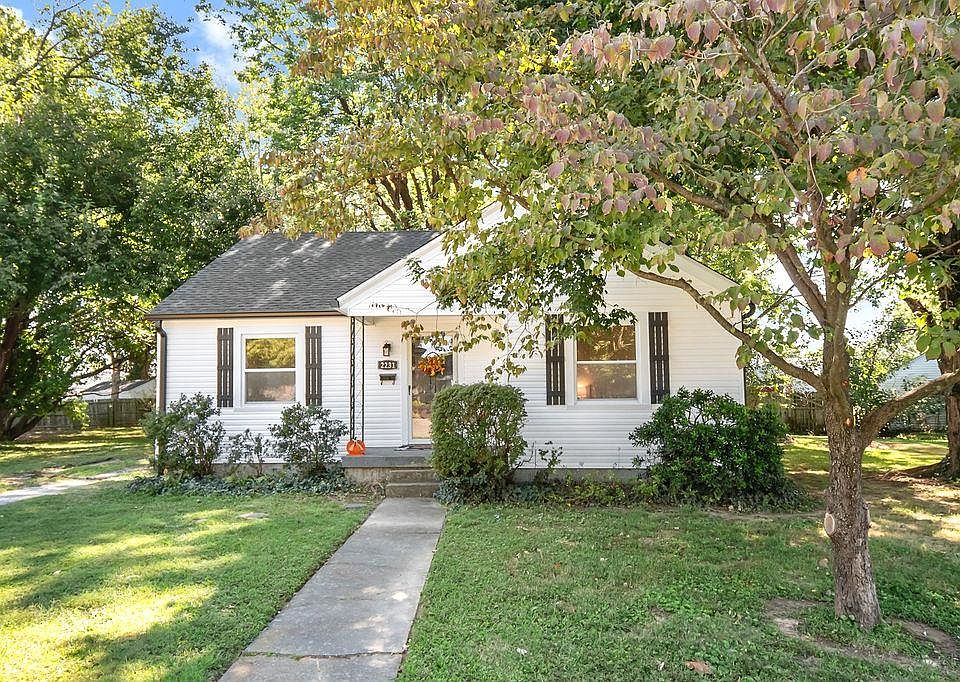 1st image of 2231 Saint James Ct