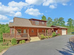 377 Ray Dr, Young Harris, GA 30582
