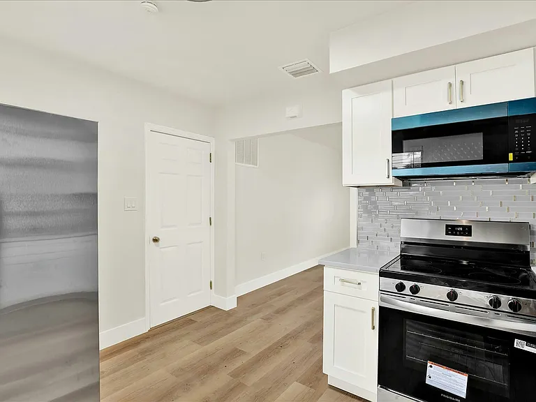 5543 Gulf Dr — Photo 4