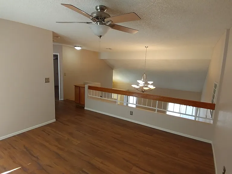 9901 Meandering Creek Ct — Photo 10