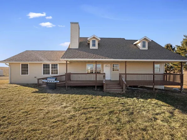 3625 Pine Road, Shullsburg, WI 53586