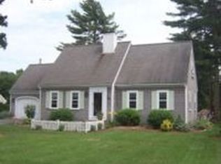 19 Rosemary Ln, Centerville, MA 02632