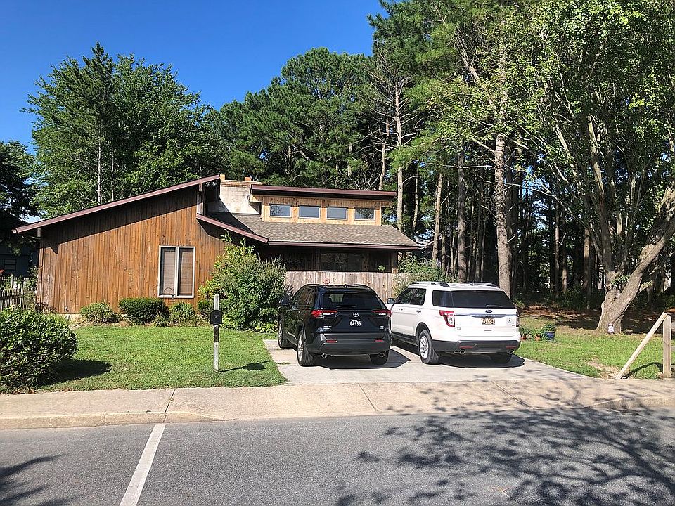 2nd image of 702 142nd St