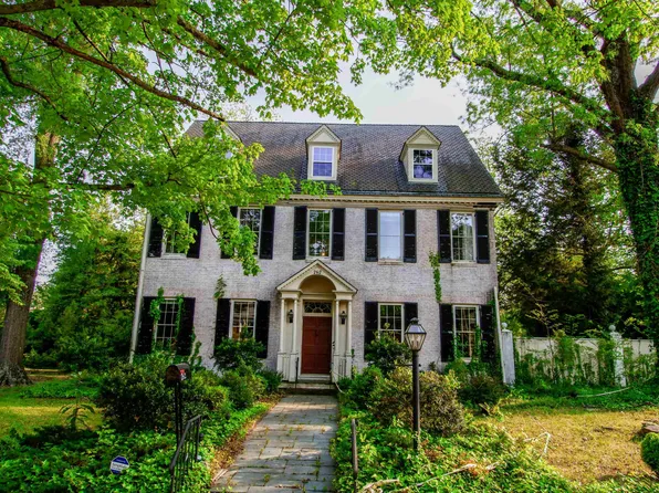 262 Gholson Ave, Henderson, NC 27536
