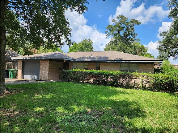 2nd image of 4518 Brookwoods Dr