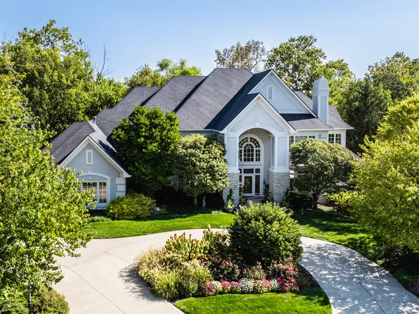 620 Mayfair Ln, Carmel, IN 46032