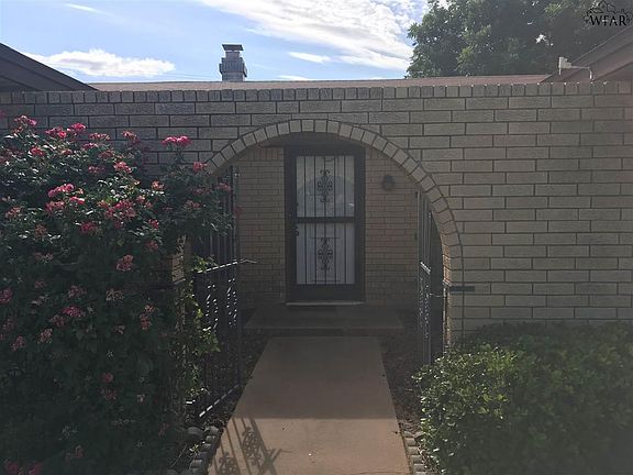 4th image of 2316 Randolph Dr