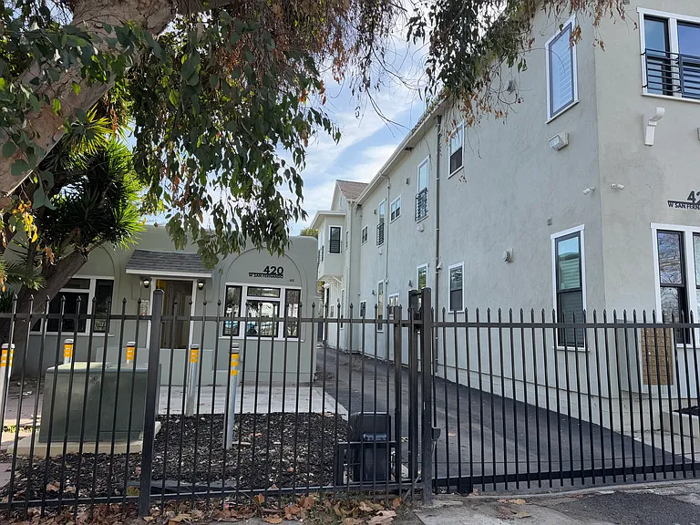 420 W San Fernando St #11 — Photo 1