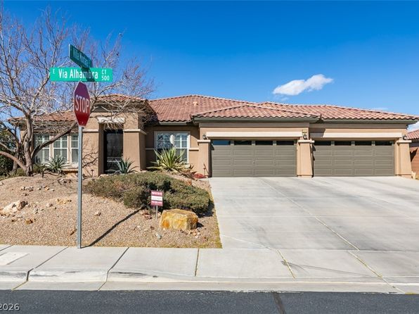 562 Via Alhambra Ct