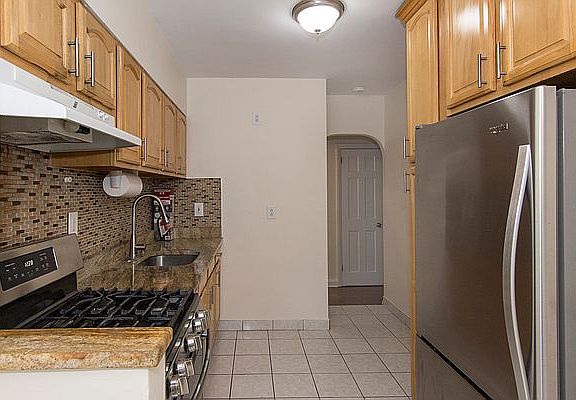 2nd image of 69-14 Fresh Meadow Ln #1