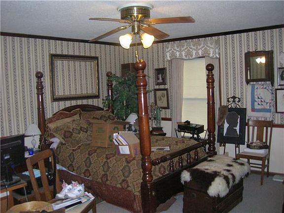 5th image of 3168 Meadow Ln