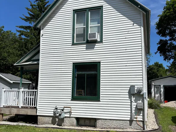 1211 Emmet St, Petoskey, MI 49770