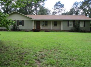 2202 Rutland Rd, Tifton, GA 31793