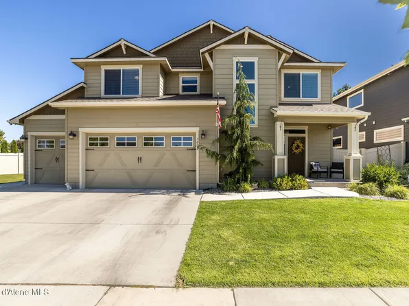 7028 N Madellaine Dr, Coeur D Alene, ID 83815