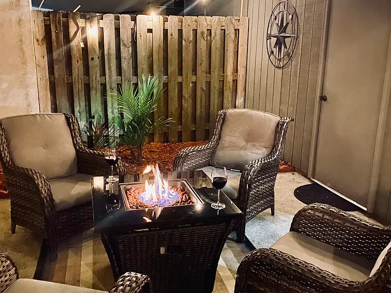 216 Cobblestone Dr — Photo 11