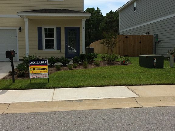 3rd image of 124 Woodshire Dr