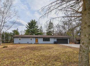 327 Sunlite Dr, Oneida, WI 54155