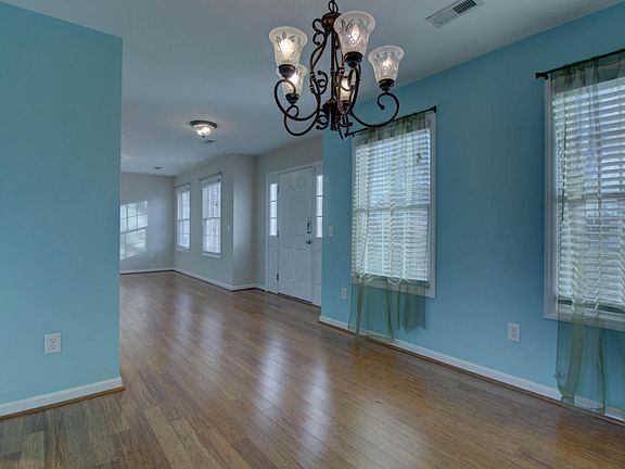4th image of 4330 Oakleaf Dr NW