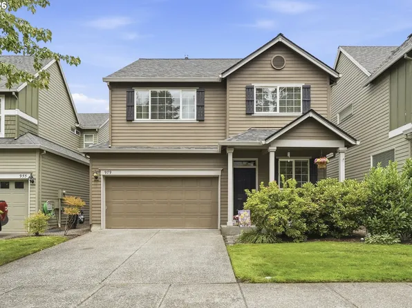 979 SE Roundelay St, Hillsboro, OR 97123