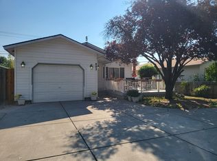 802 N 3 E, Mountain Home, ID 83647