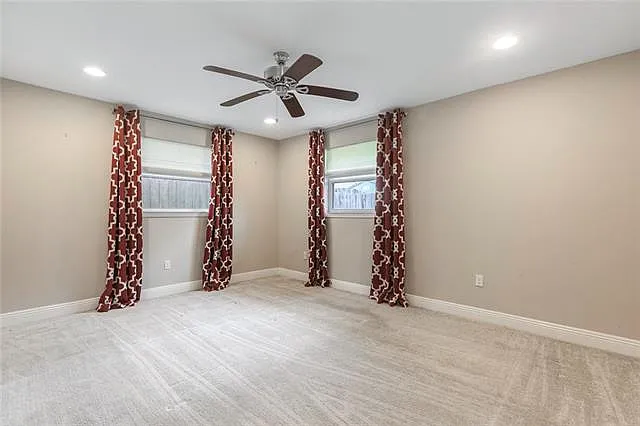 105 Locust St — Photo 10