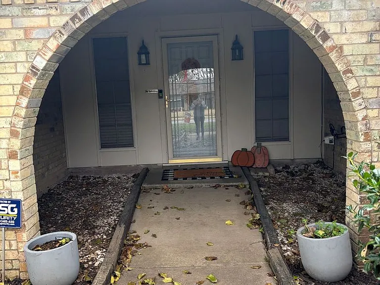 7536 Circle Dr — Photo 2